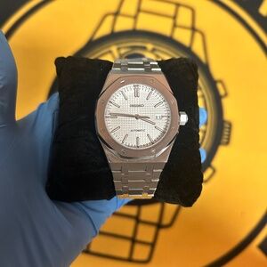 Seiko Custom Royal Oak Style – Automatic Men’s Watch, Stainless Steel, Silver Di